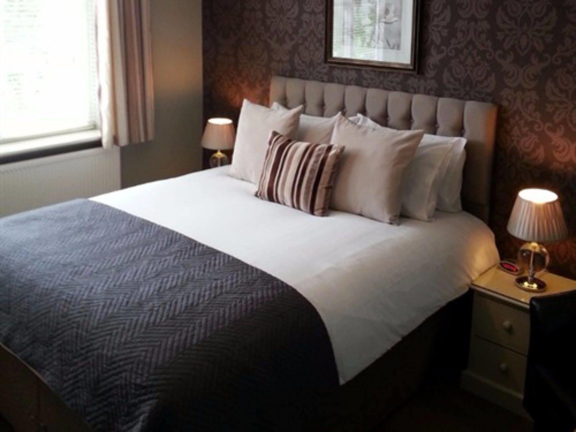 Hunters Moon Guest House Stratford-upon-Avon Bagian luar foto